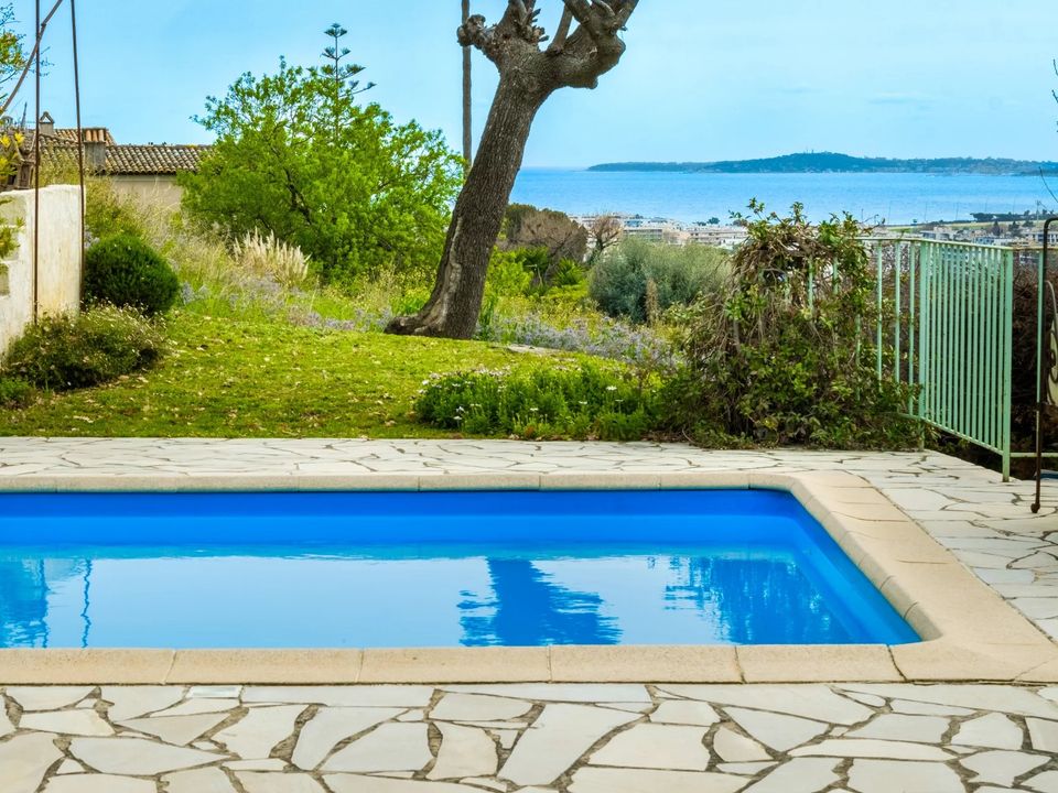 Villa i Cagnes-sur-Mer, Alpes-Maritimes - foto 1
