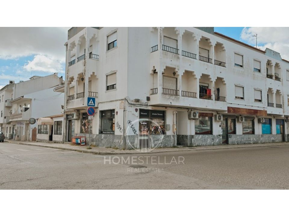 Erhvervsejendom i Pinhal Novo, Setubal - foto 1