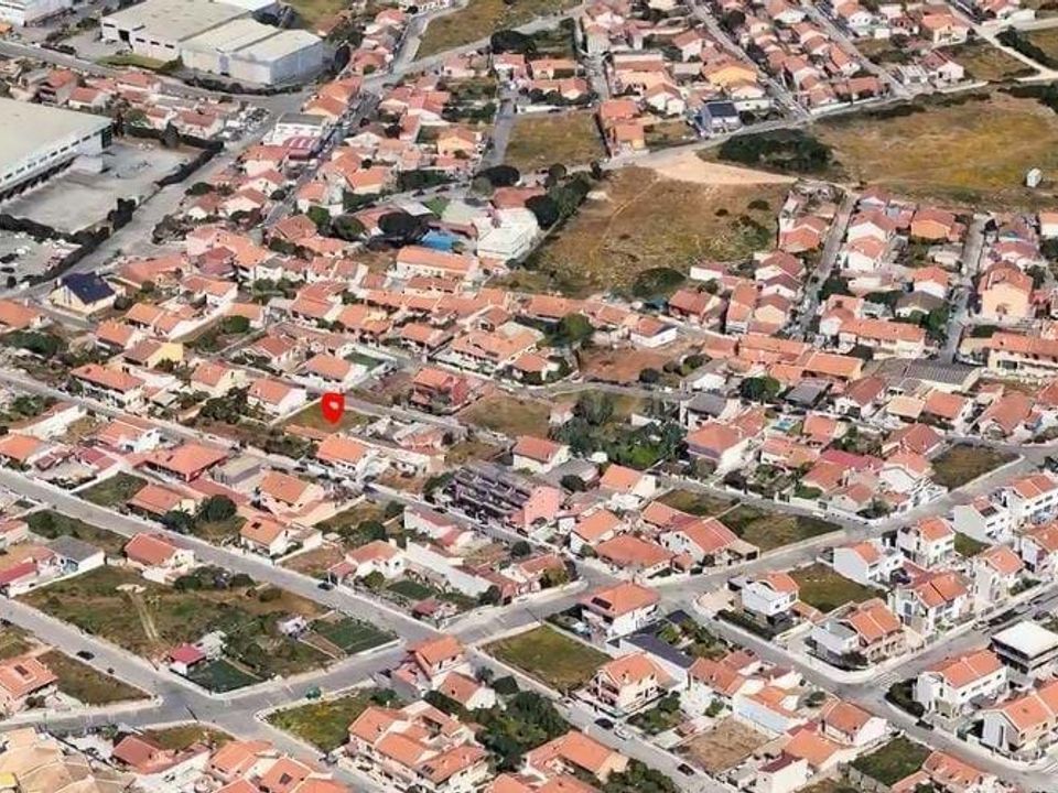 Helårsgrund i Rio de Mouro-Estacao, Lisbon - foto 2