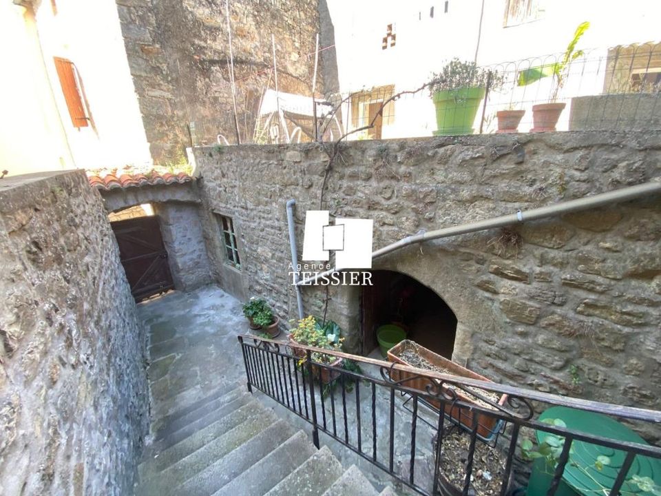 Villa i Saint-Paul-le-Jeune, Ardeche - bilde 3