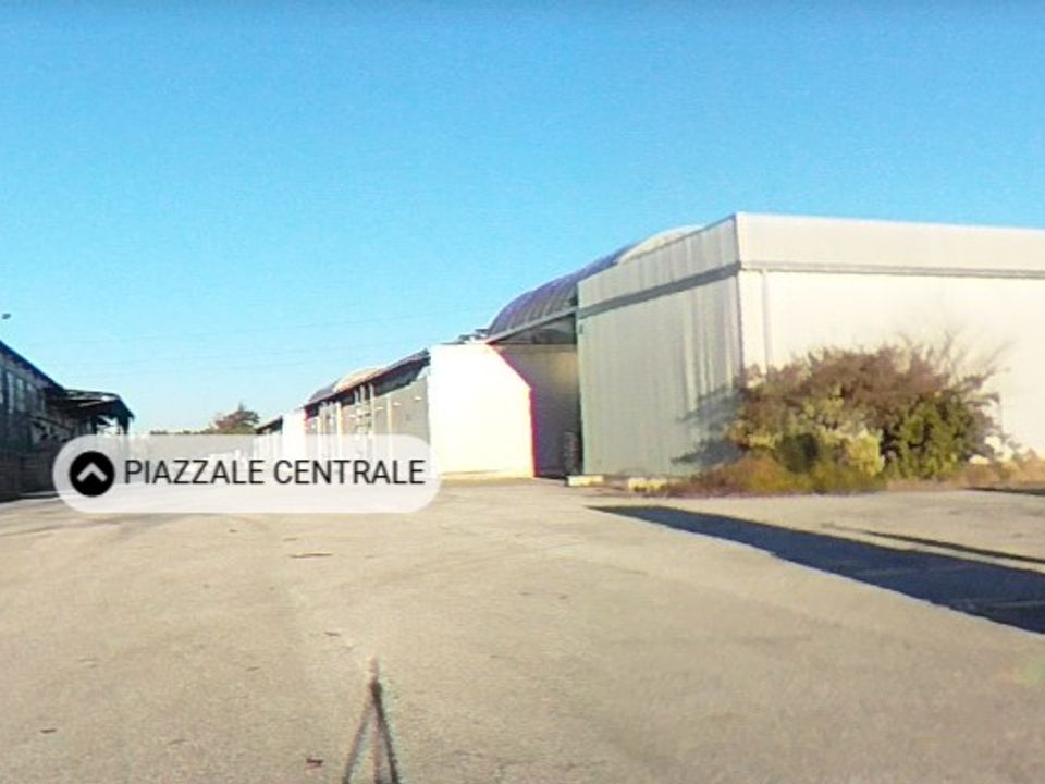 Erhvervsejendom i Mira, Venice - foto 1