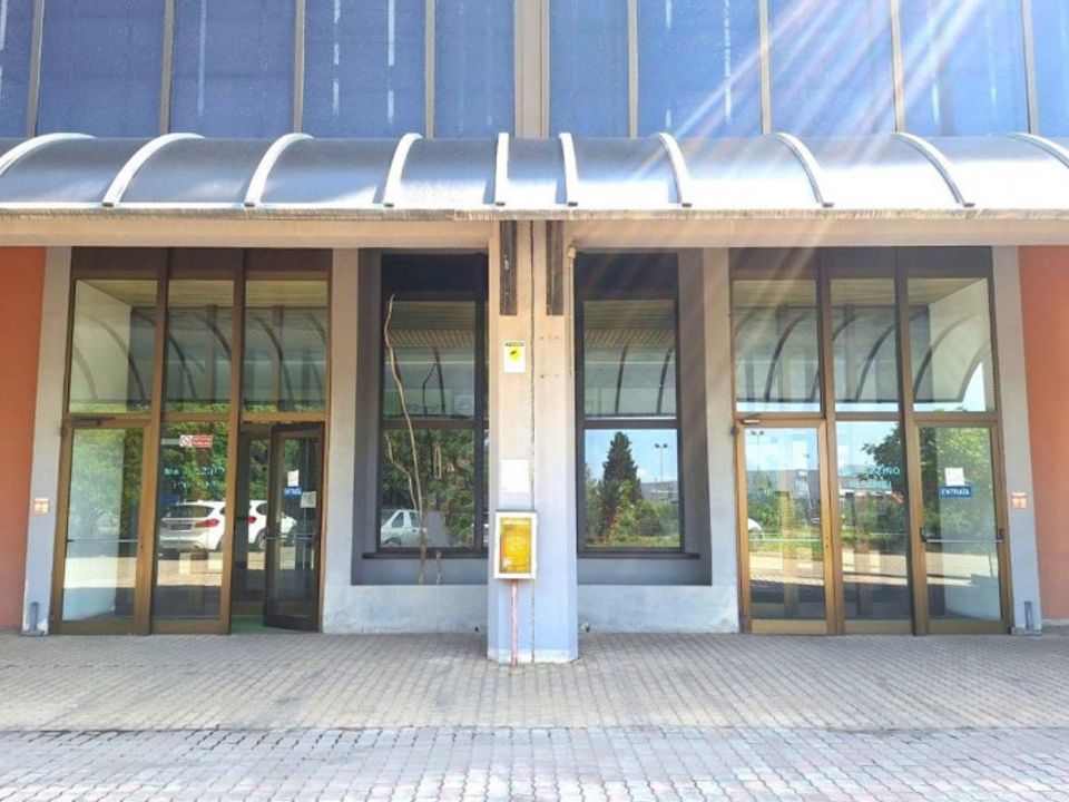 Erhvervsejendom i Elmas, Cagliari - foto 2