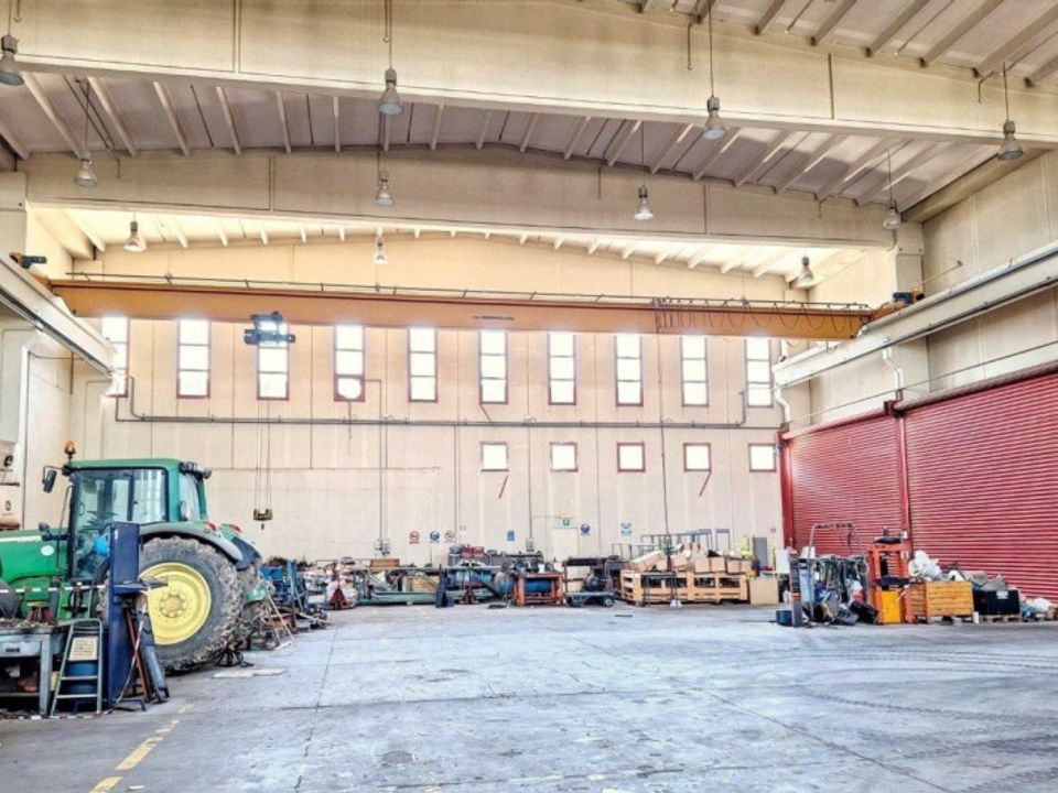 Erhvervsejendom i Elmas, Cagliari - foto 3