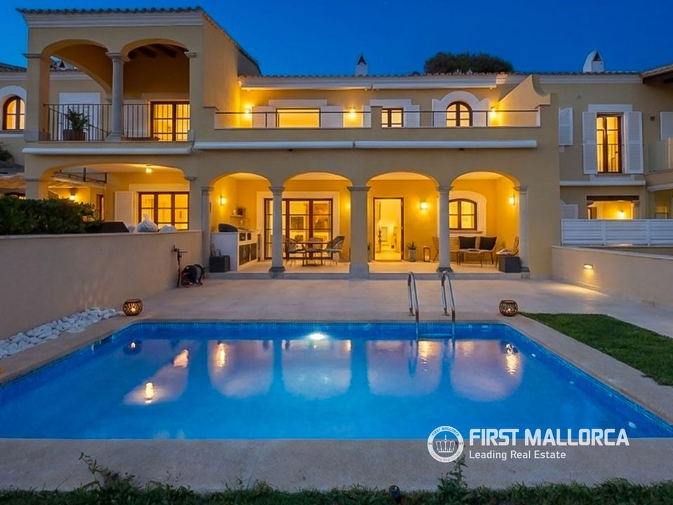 Villa i Nova Santa Ponsa, Mallorca - foto 1