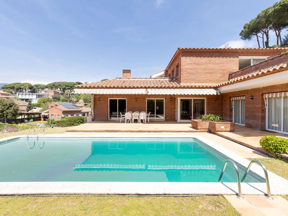 Villa i Caldes D'estrac, Barcelona - bilde 1