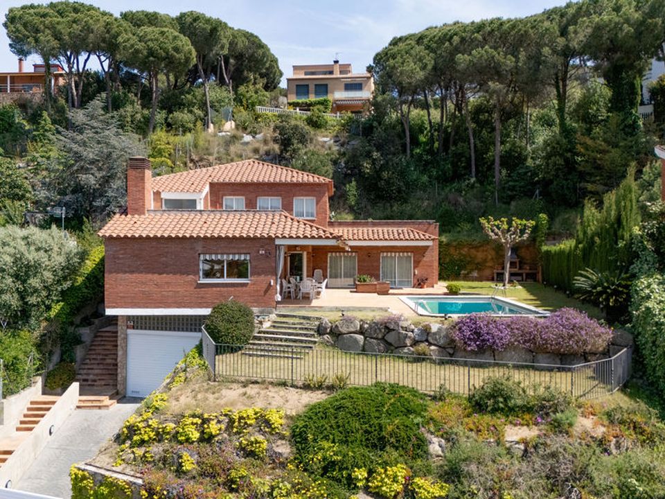 Villa i Caldes D'estrac, Barcelona - bilde 3