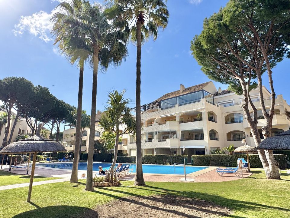 Lejlighed i Elviria, Malaga - foto 1