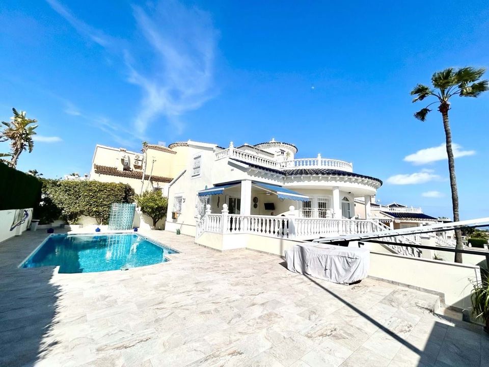 Villa i Orihuela Costa, Alicante - foto 1