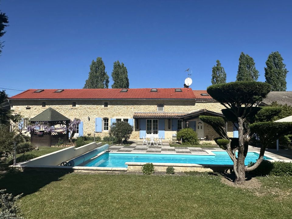 Villa i Sauveterre-de-Guyenne, Gironde - foto 1