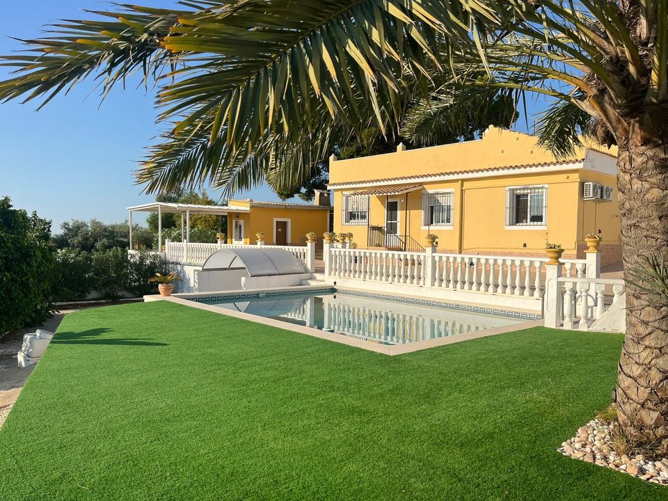 Villa i Alicante, Alicante - foto 1