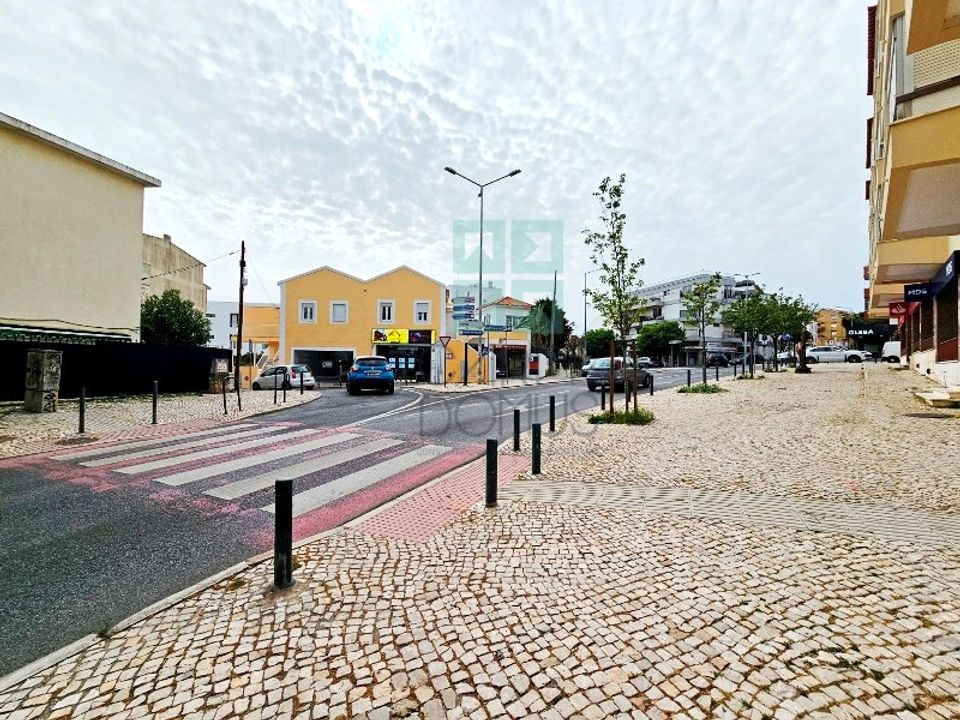 Erhvervsejendom i Carcavelos, Lisbon - foto 5