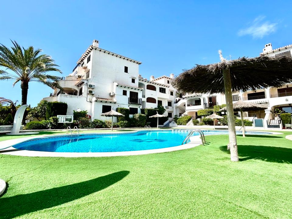 Lejlighed i Cabo Roig, Alicante - foto 4
