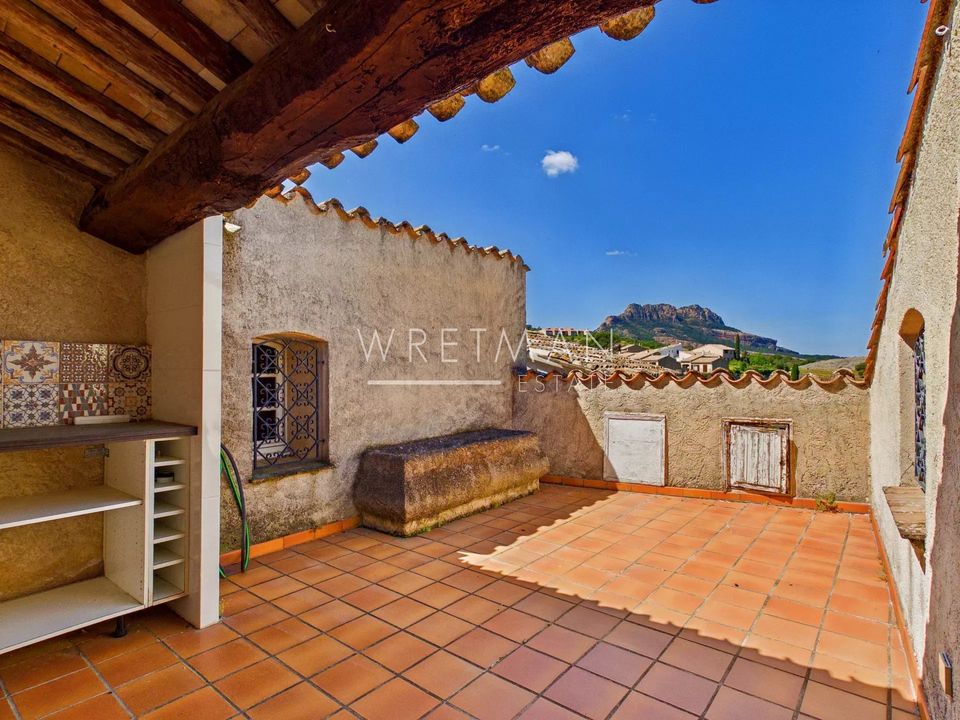 Landejendom i Roquebrune-sur-Argens, Var - foto 1