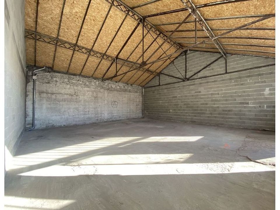 Garage i Montrond-les-Bains, Loire - foto 3
