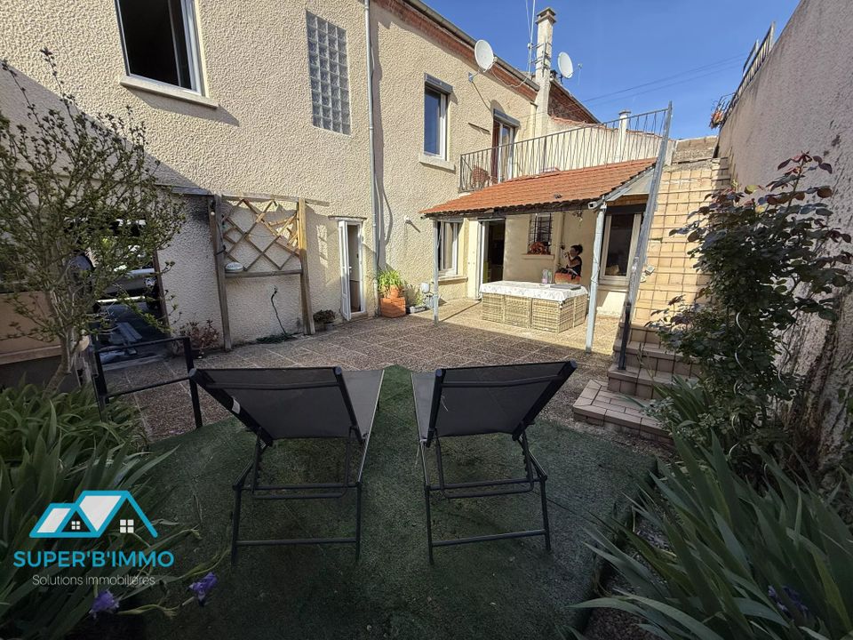 Villa i Lempdes-sur-Allagnon, Haute-Loire - foto 1