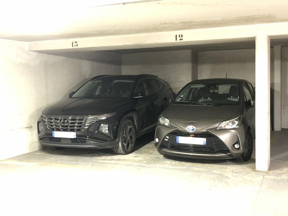 Parkeringsplass i Paris, Paris - bilde 2