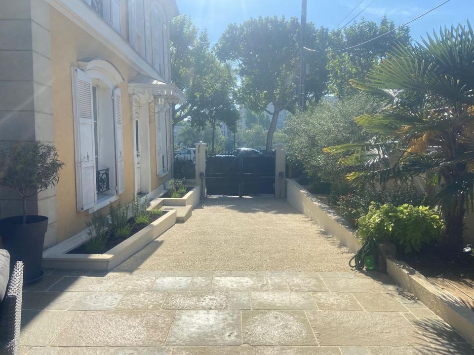 Villa i Villeneuve-la-Garenne, Hauts-de-Seine - foto 1