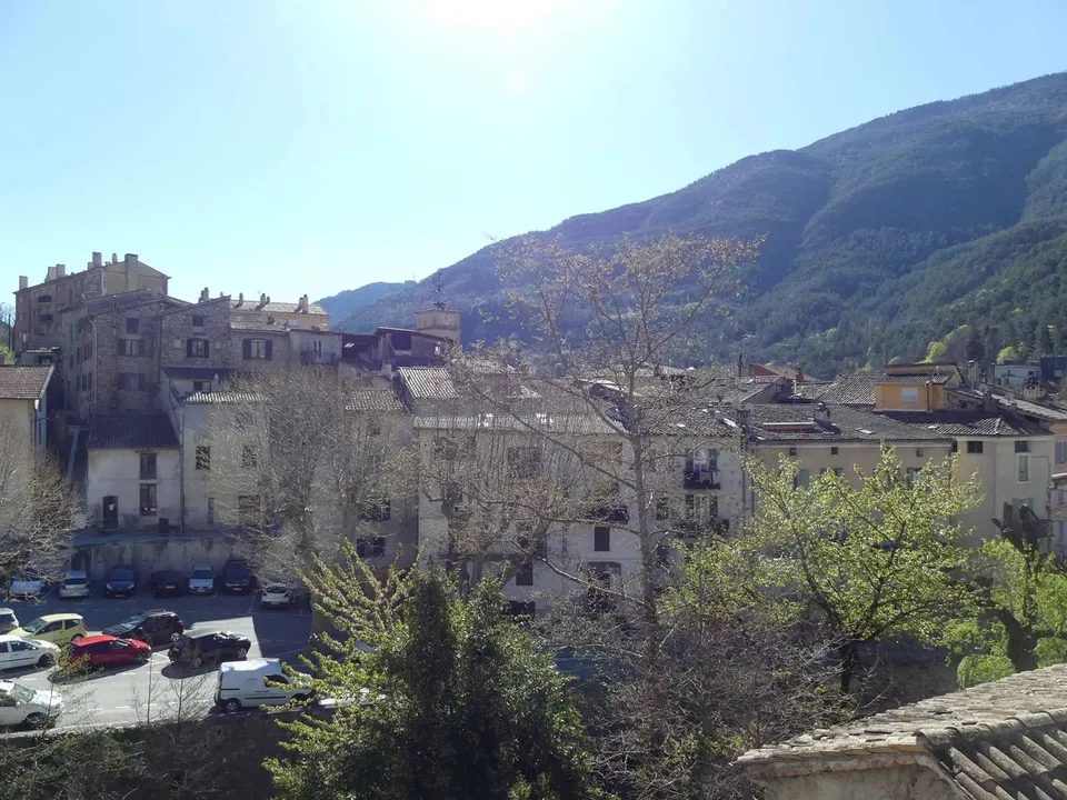 Lejlighed i Puget-Théniers, Alpes-Maritimes - foto 3