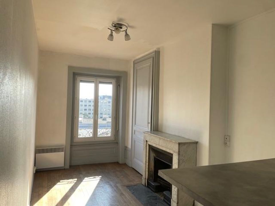 Lejlighed i Lyon, Rhone - foto 1