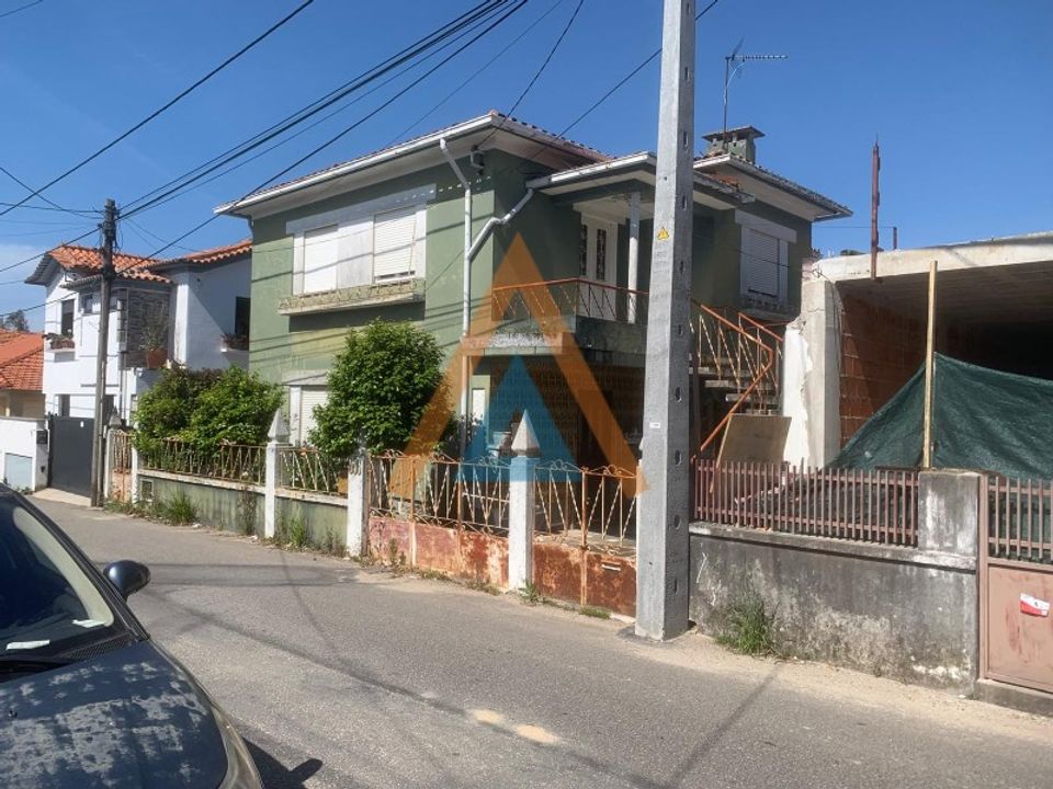 Villa i Vila de Cucujaes, Aveiro - foto 1