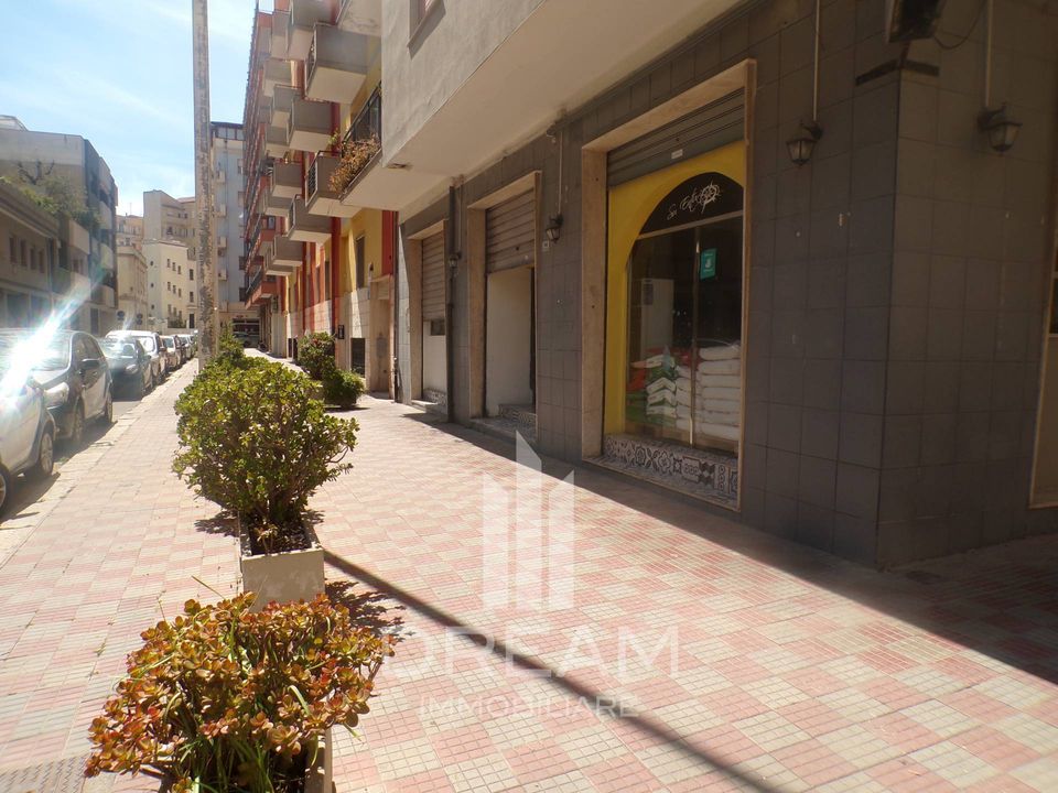 Erhvervsejendom i Cagliari, Cagliari - foto 3