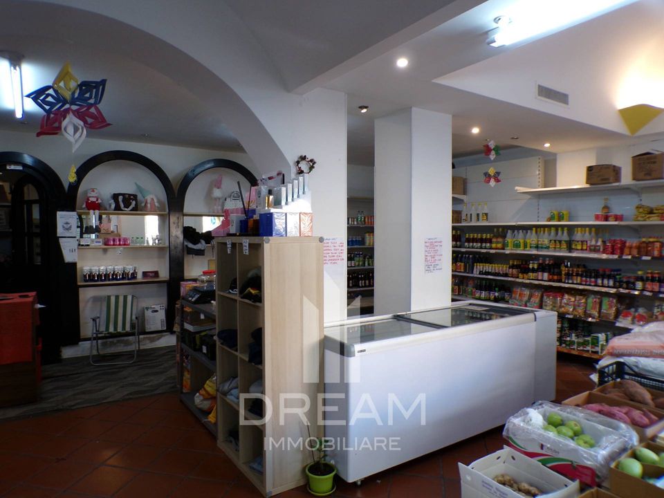 Erhvervsejendom i Cagliari, Cagliari - foto 5