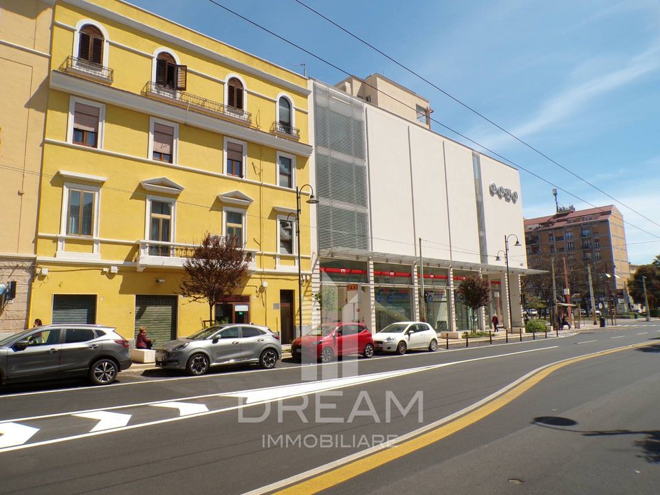Erhvervsejendom i Cagliari, Cagliari - foto 5