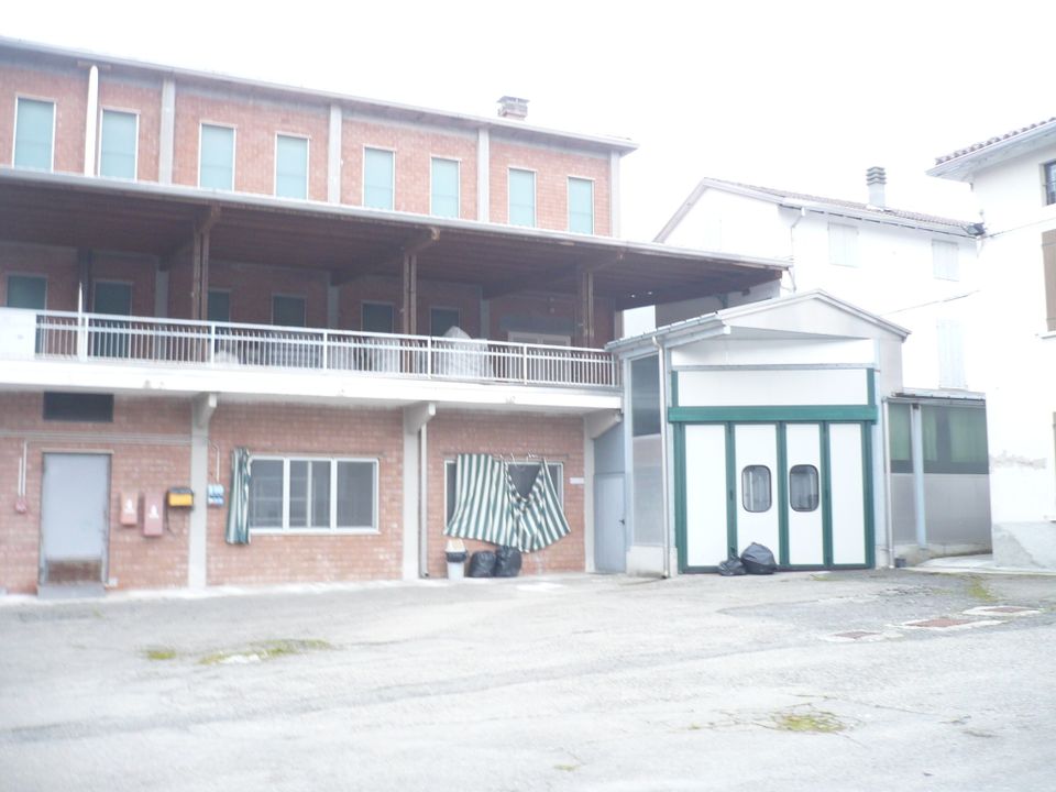Erhvervsejendom i Medesano, Parma - foto 3