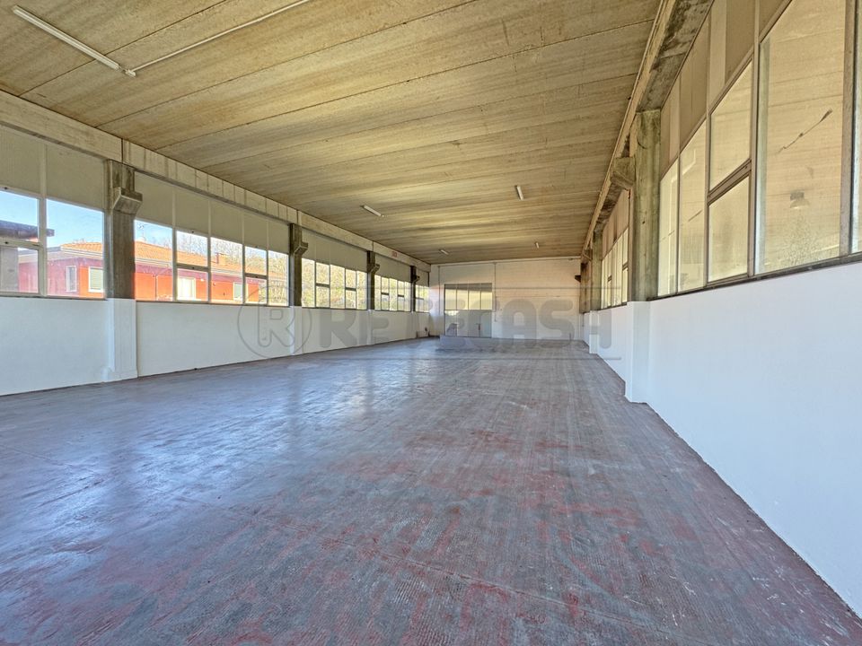 Erhvervsejendom i Cornedo Vicentino, Vicenza - foto 1