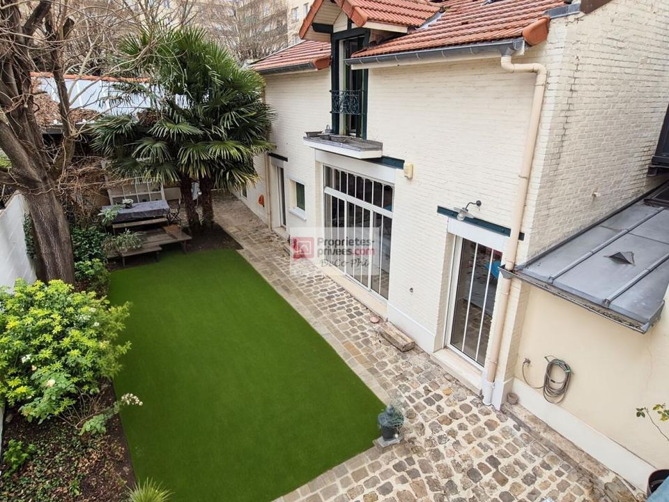 Villa i Suresnes, Hauts-de-Seine - foto 1