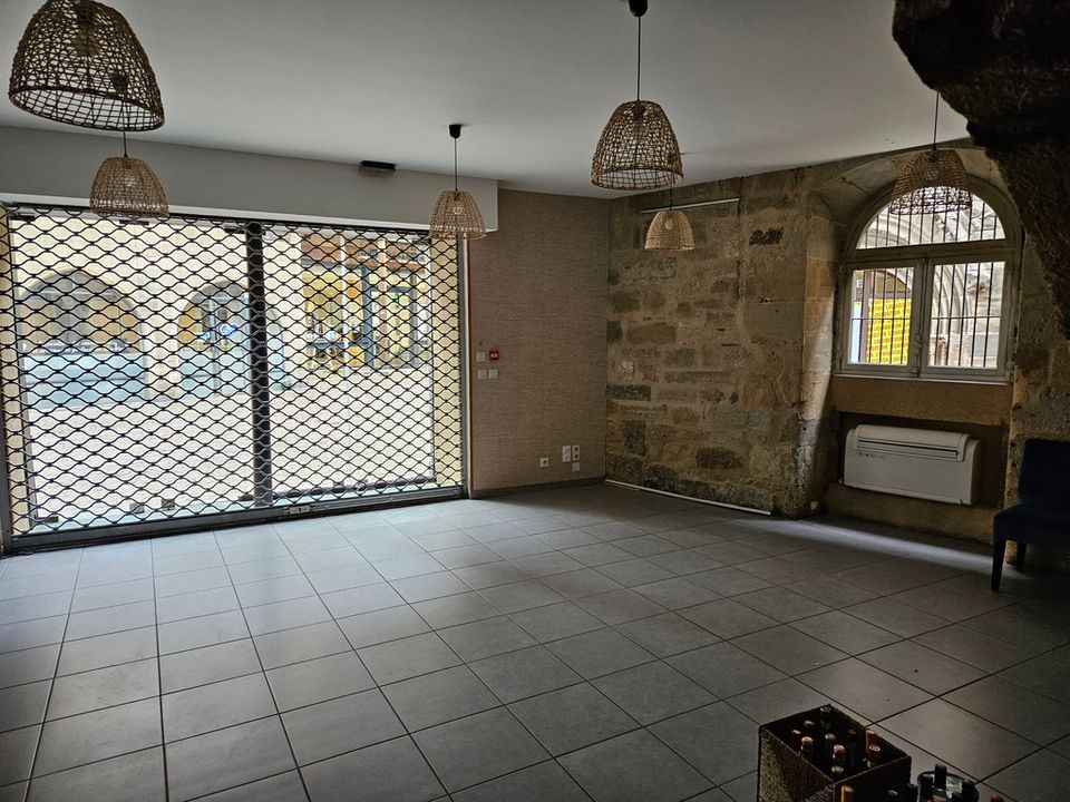 Erhvervsejendom i Figeac, Lot - foto 1