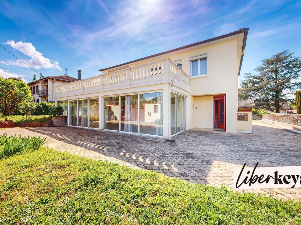Villa i Saint-Genis-Laval, Rhone - bilde 2