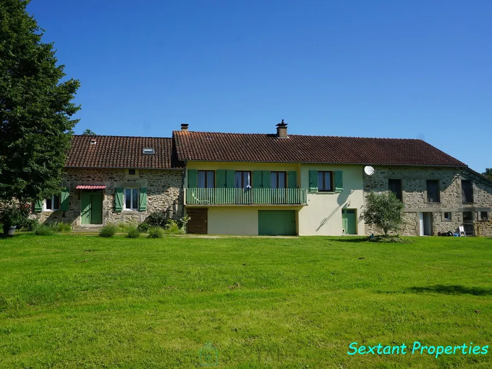 Gårdshus i Saint-Jory-de-Chalais, Dordogne - bilde 1