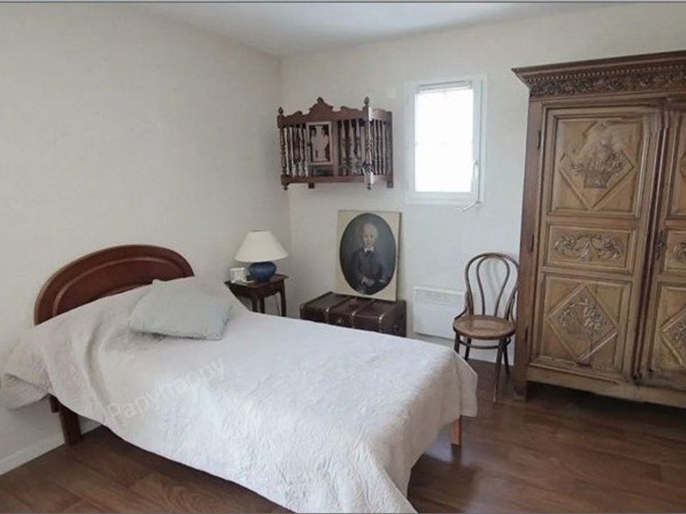 Erhvervsejendom i Saint-Julien-de-l'Escap, Charente-Maritime - foto 2