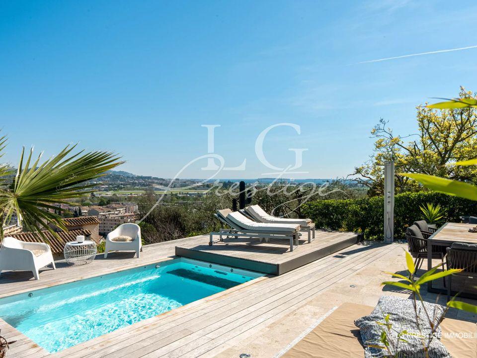 Villa i Mandelieu-la-Napoule, Alpes-Maritimes - foto 1