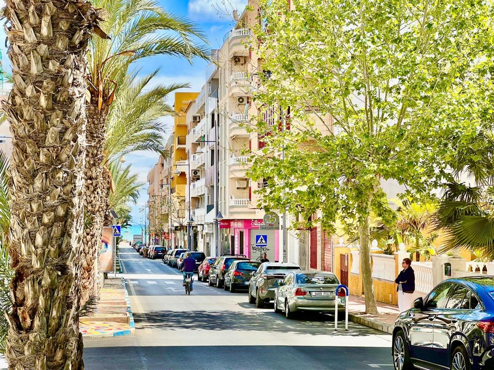 Lejlighed i Torrevieja, Alicante - foto 2