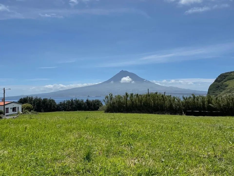 Grond in Horta, Faial - foto 1