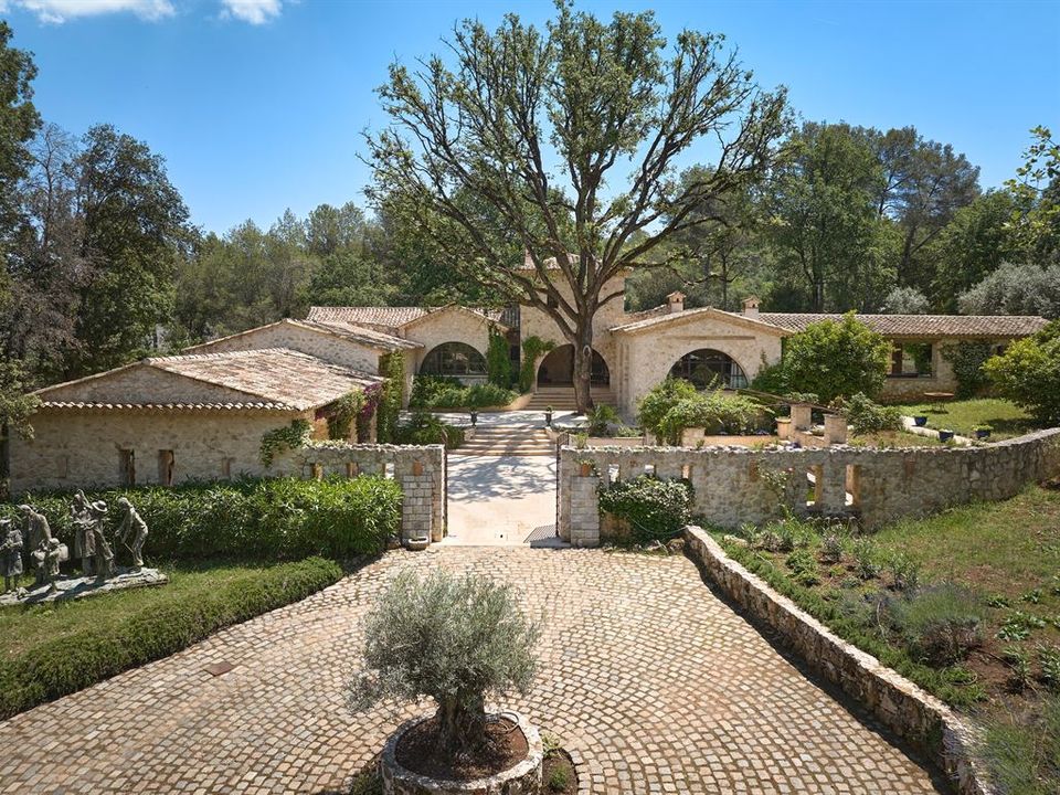Villa i Roquefort-les-Pins, Alpes-Maritimes - bilde 1