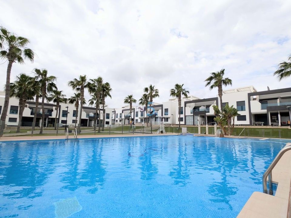 Lejlighed i La Zenia, Alicante - foto 1