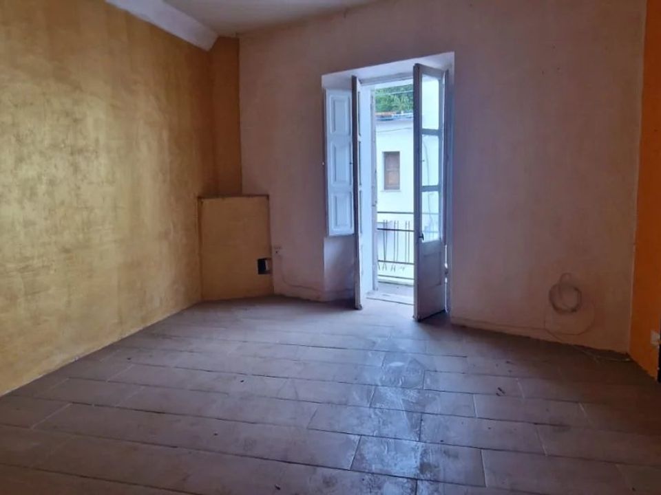 Villa i Bussi sul Tirino, Pescara - foto 1