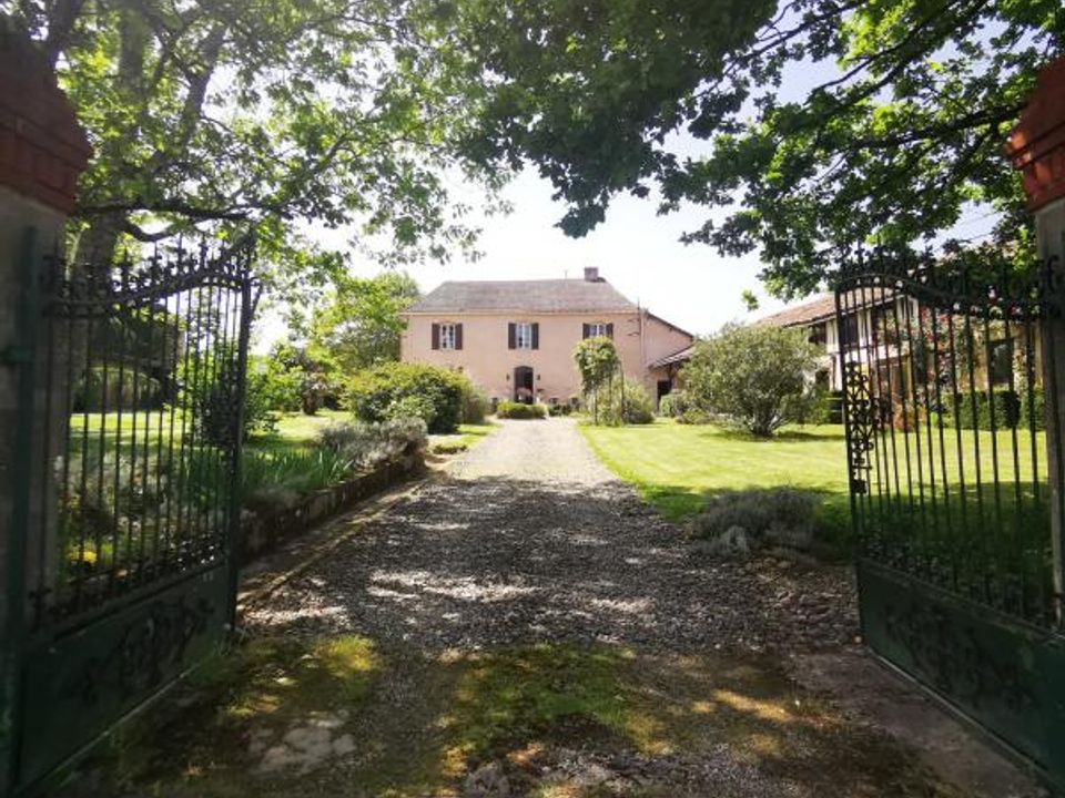 Villa i Ladevèze-Rivière, Gers - bilde 1