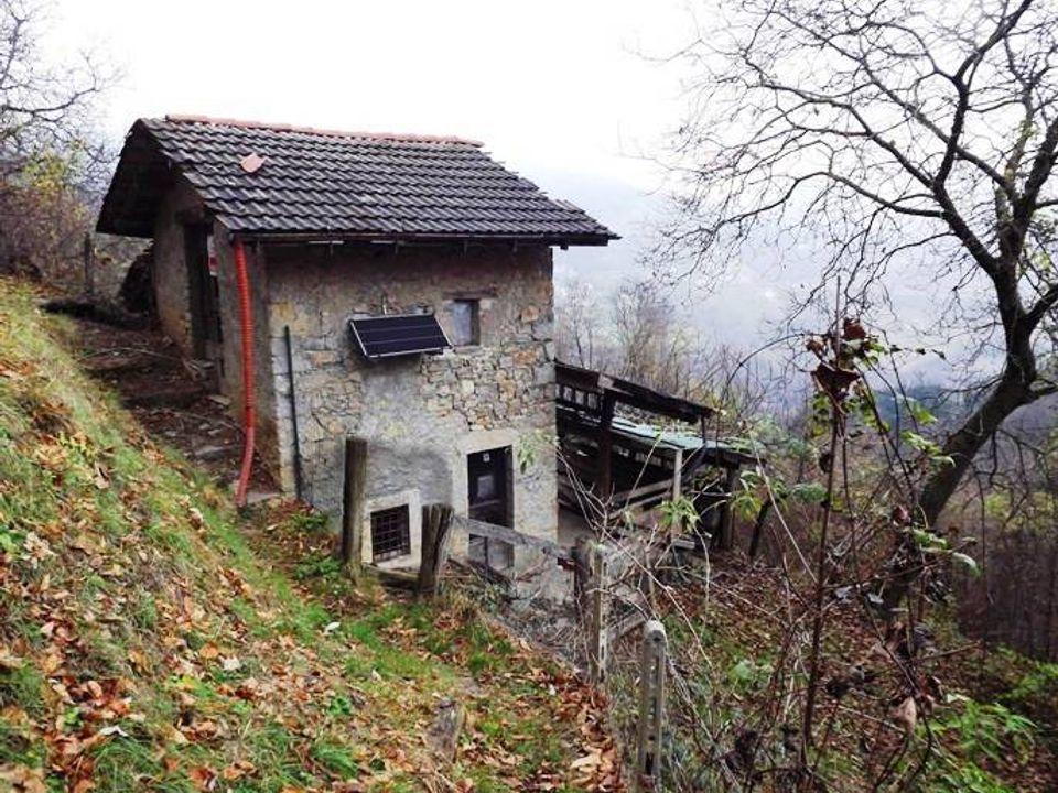 Tomt i Val Brembilla, Bergamo - bilde 2