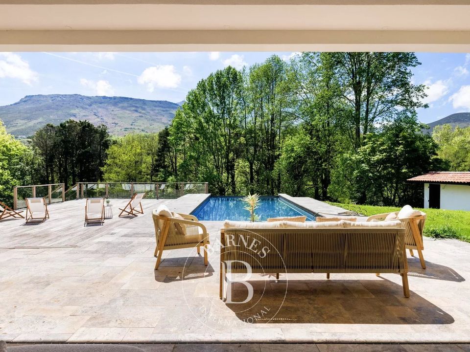 Villa i Ascain, Pyrenees-Atlantiques - bilde 1