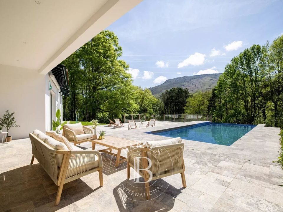 Villa i Ascain, Pyrenees-Atlantiques - bilde 3