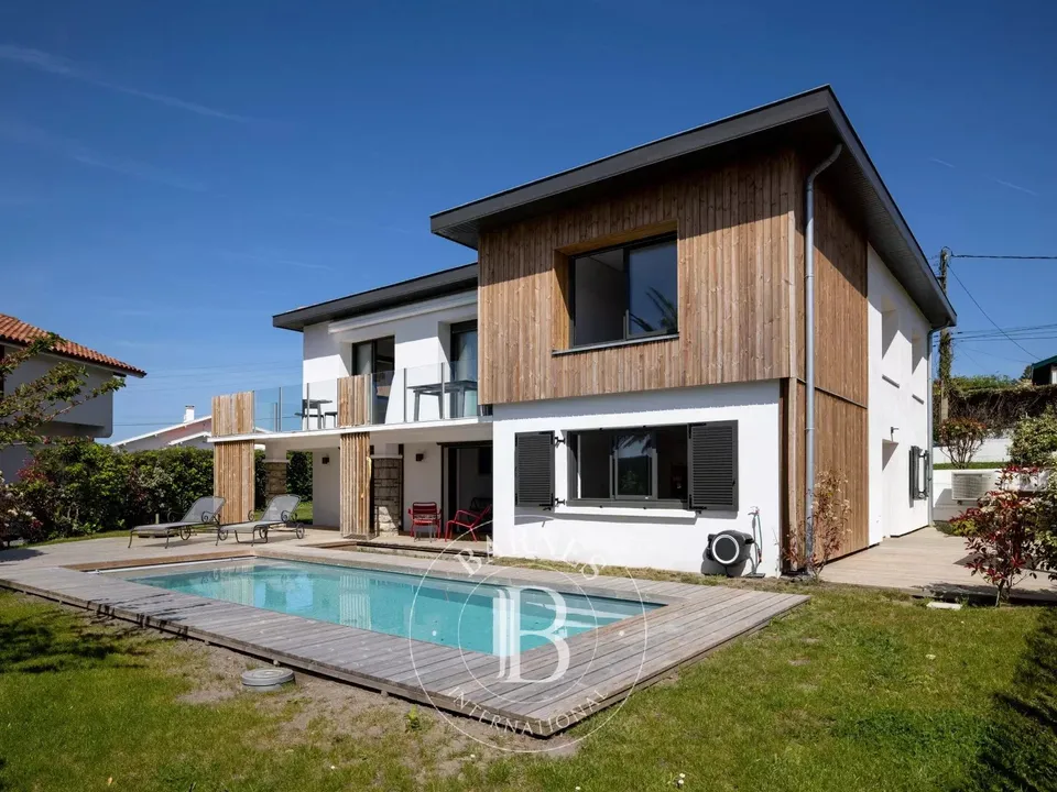 Villa i Biarritz, Pyrenees-Atlantiques - bilde 2