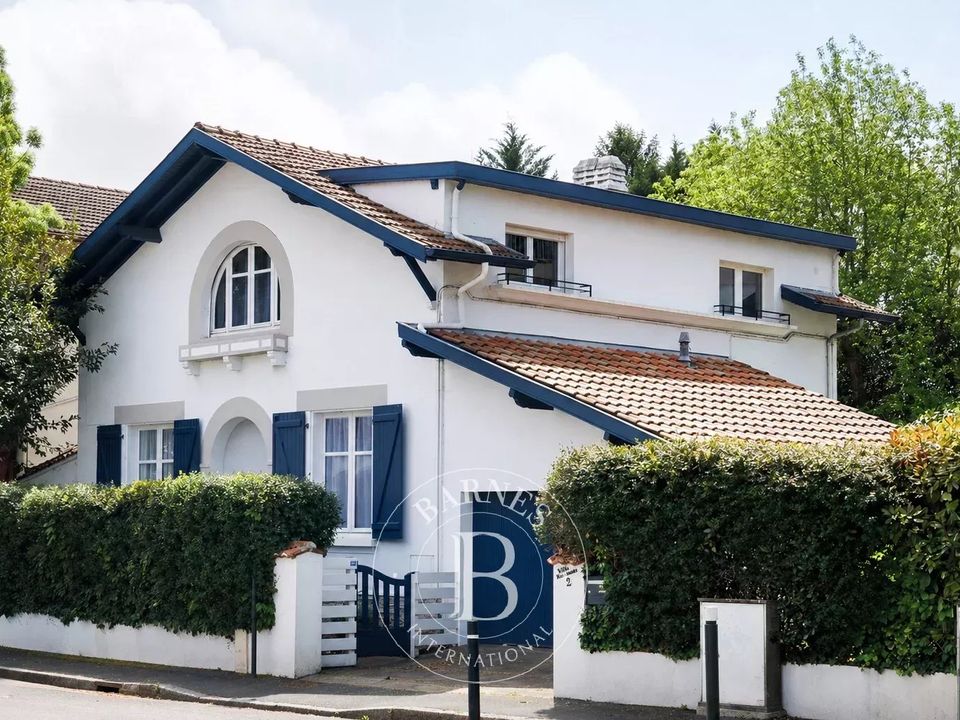 Villa i Bayonne, Pyrenees-Atlantiques - foto 1