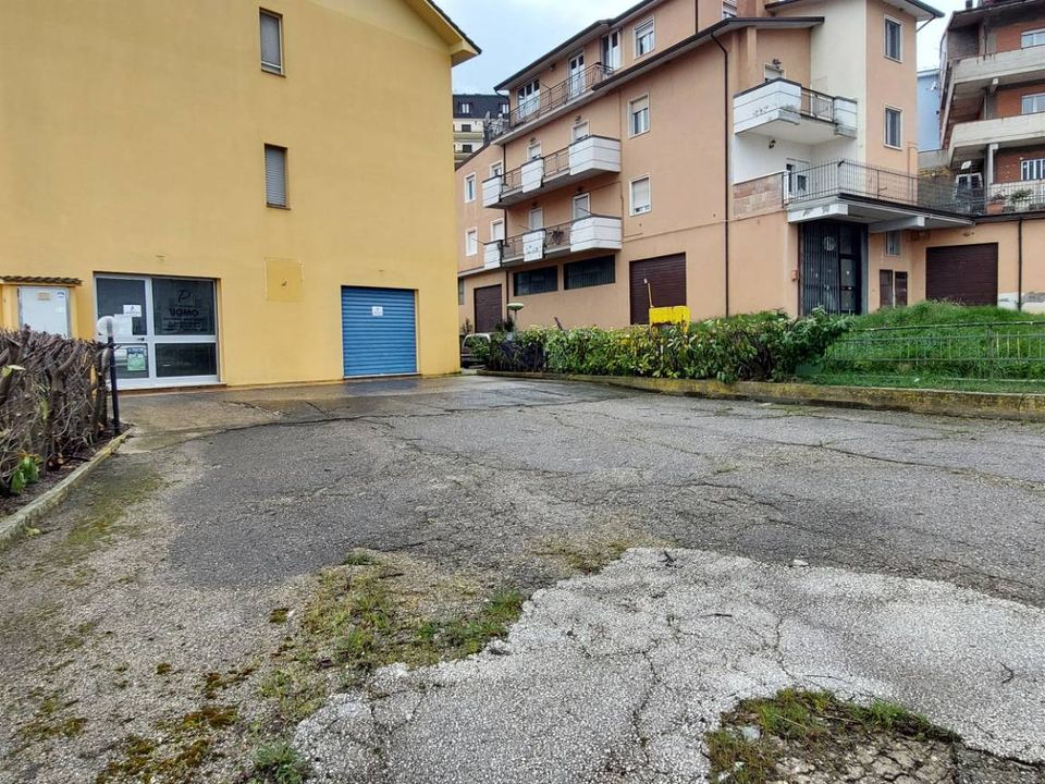 Erhvervsejendom i Ariano Irpino, Avellino - foto 1