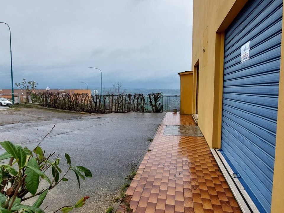 Erhvervsejendom i Ariano Irpino, Avellino - foto 2