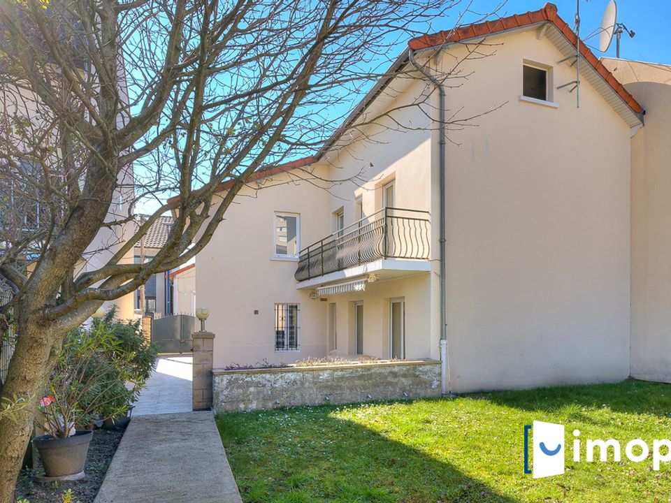 Villa in Drancy, Seine-Saint-Denis - foto 2
