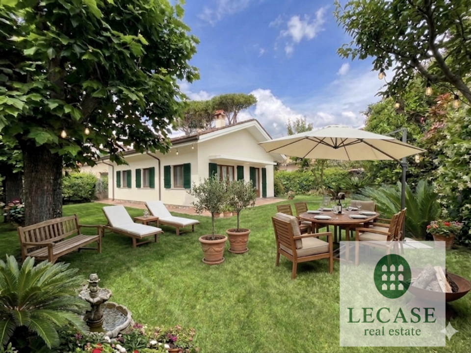 Villa i Forte dei Marmi, Lucca - bilde 1